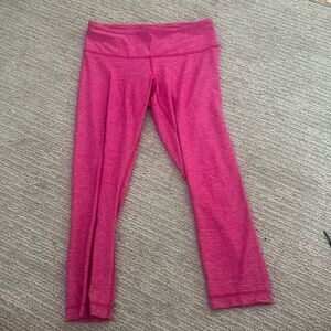Lulu lemon wunder crop size 6